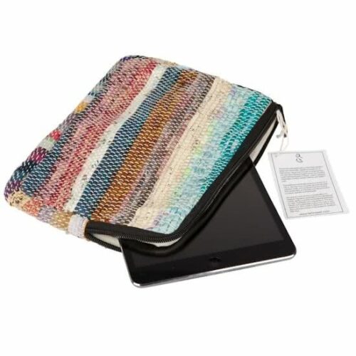 Upcycled Sari Ipad - Image 4